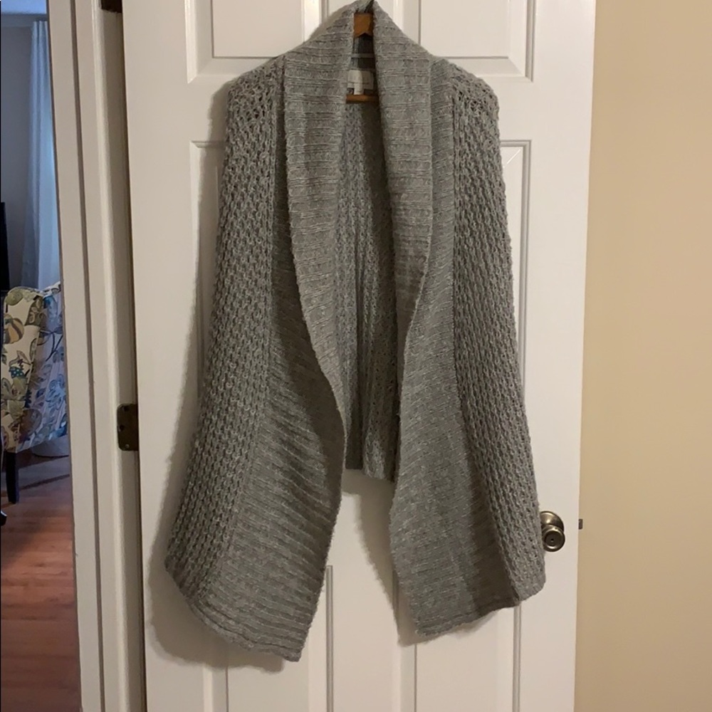 •hinge• Sweater Vest